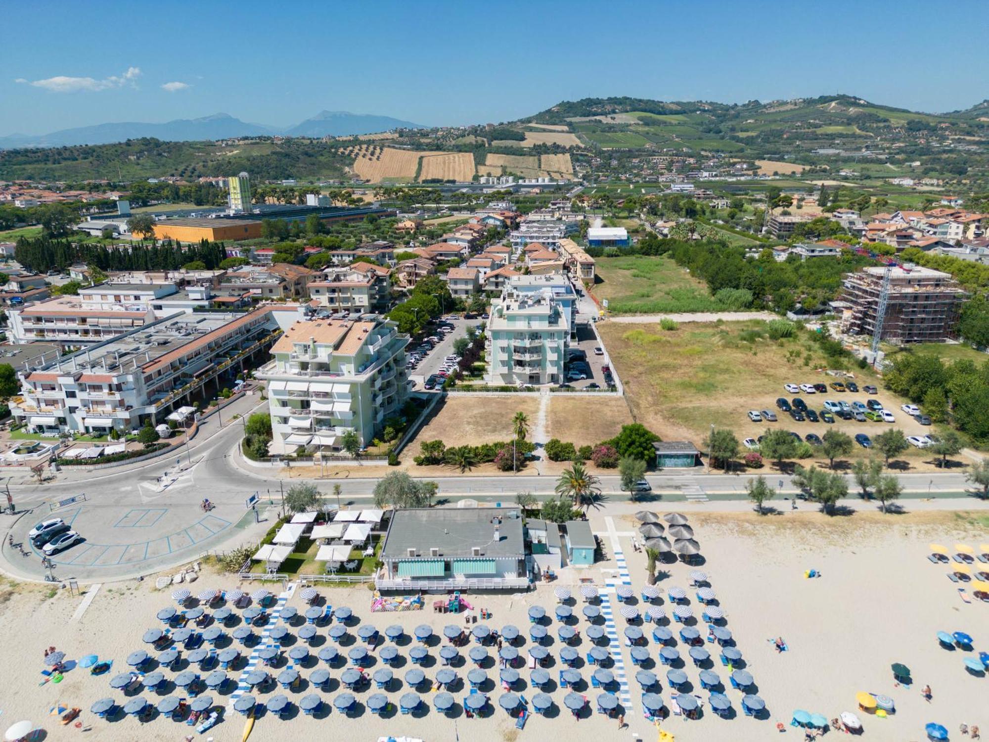 Altomare - Vibra Apartment Villa Rosa Di Martinsicuro Exterior photo